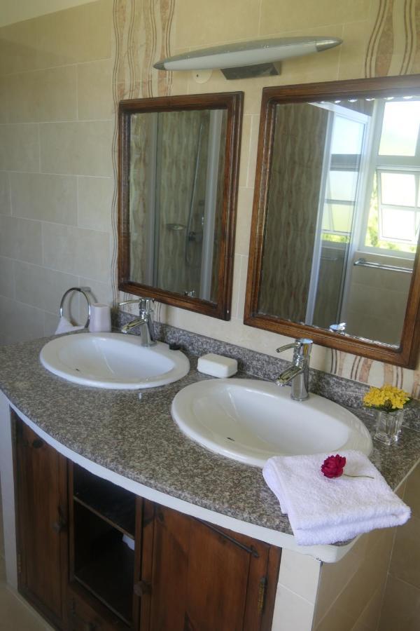 Tropical Garden Self Catering *