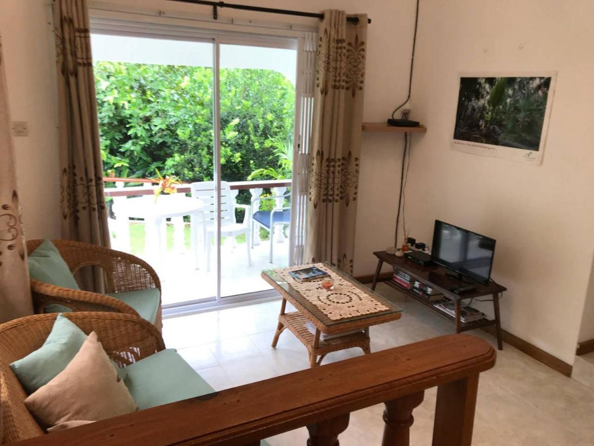 Tropical Garden Self Catering * Victoria